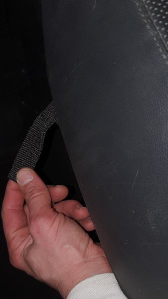 Snöret i snöret i framkant på dynan